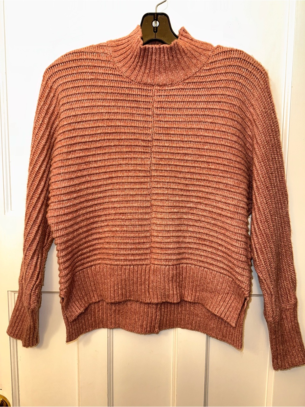 ⭐️ Jessica Simpson Small Ribbed Mock Neck Sweater - Dusty Rose